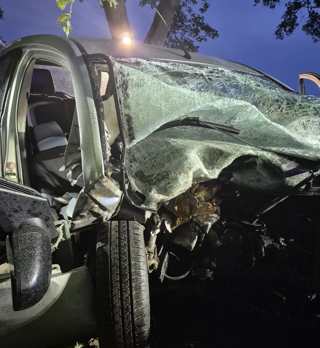 Tragiczny wypadek w Sarnowie. Nie żyje 19-letni kierowca