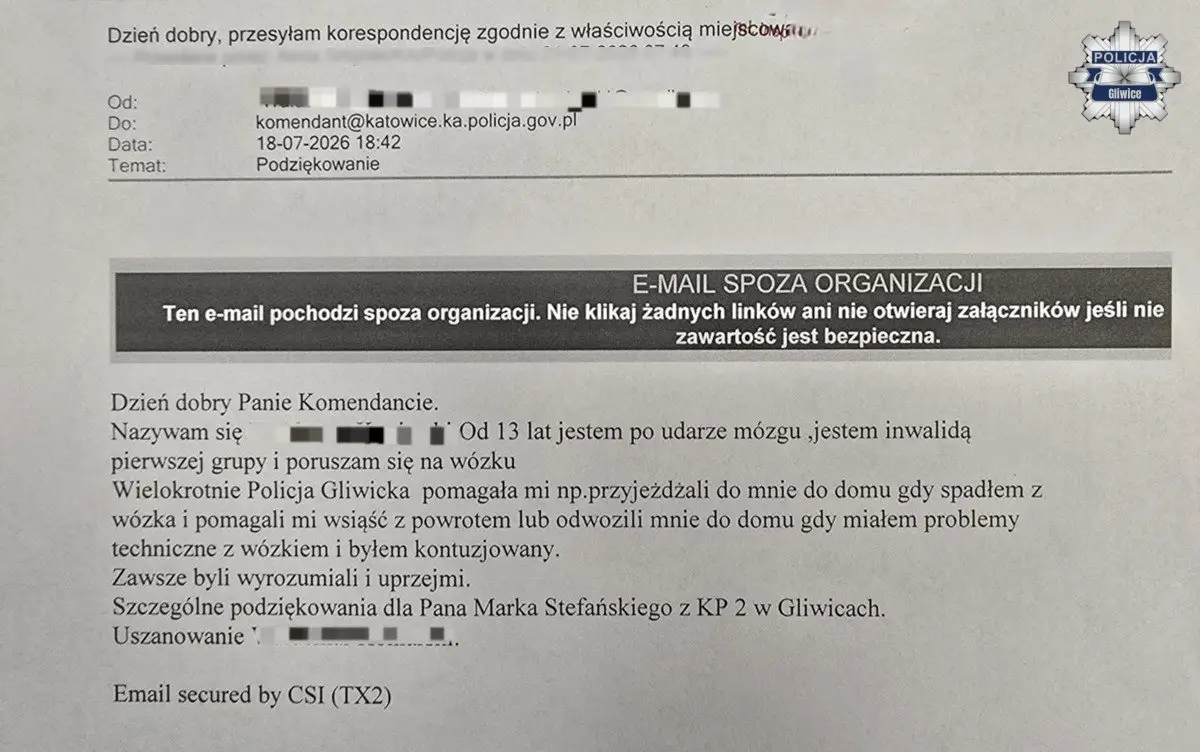 Wdzięczność dla gliwickich policjantów za pomoc mieszkańcowi