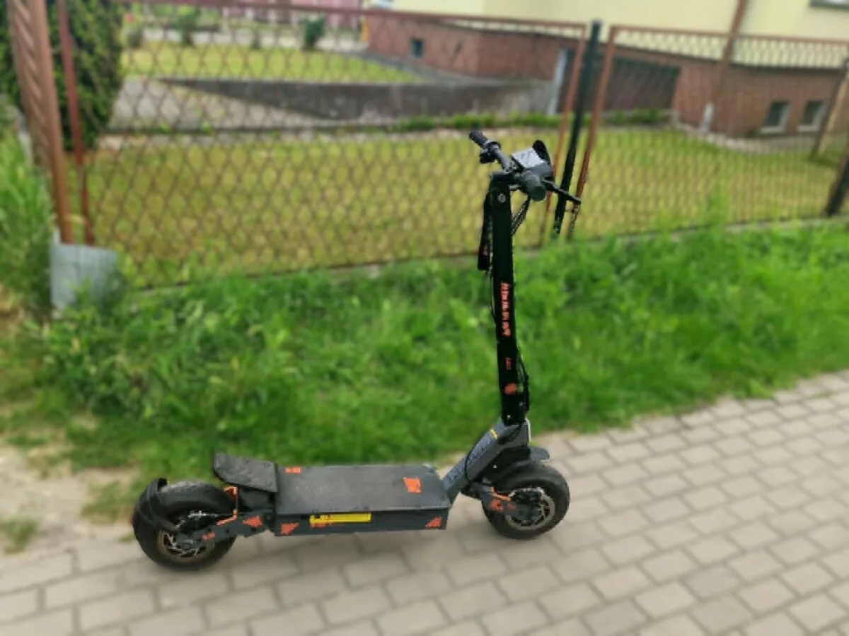 Poważny wypadek na hulajnodze elektrycznej w Pyskowicach - apel o ostrożność