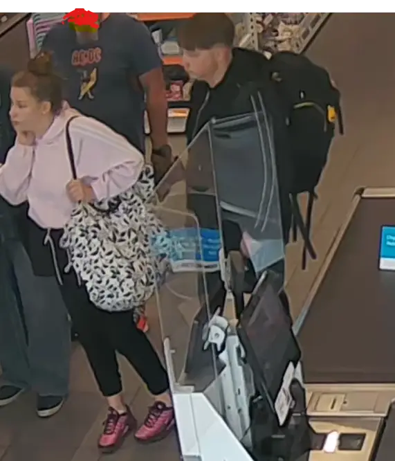 Policja poszukuje świadków kradzieży artykułów drogeryjnych w Gliwicach